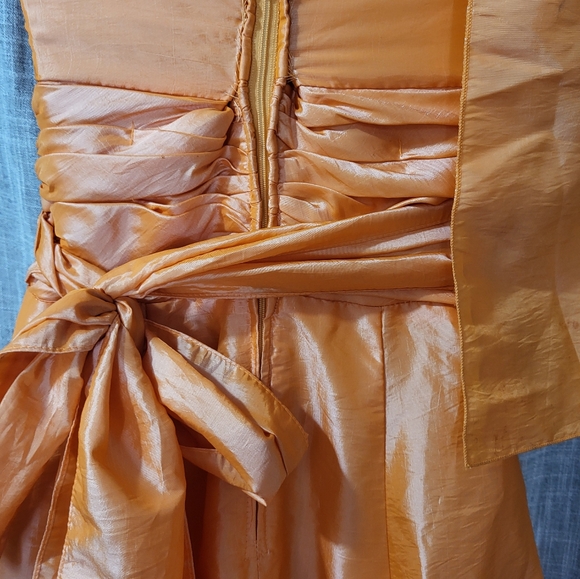 🎃ORANGE STRAPLESS RUFFLE PROM, HOMECOMING DRESS 90s does 50s Halloween - Picture 13 of 16